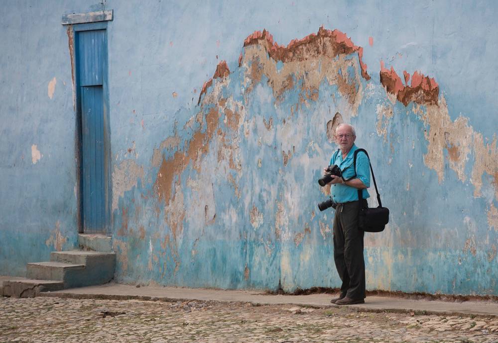 Robert Holmes, Cuba